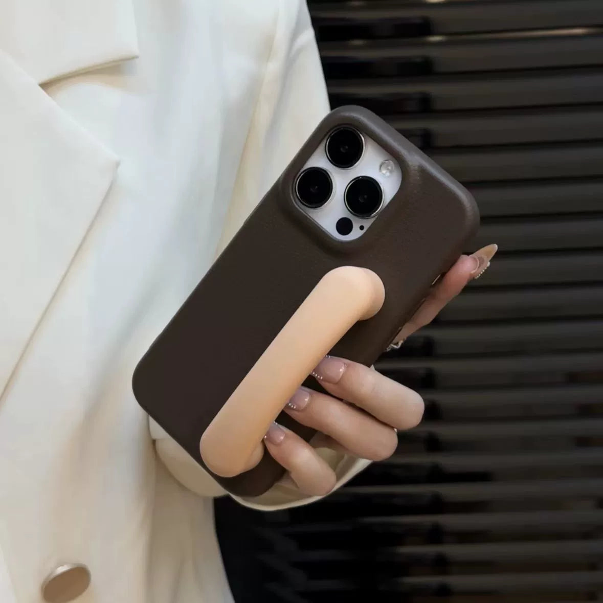 Handle Anti Fall Bracket Full Coverage Mobile Phone Case For iPhone 16 Pro Max 15 14 13 11