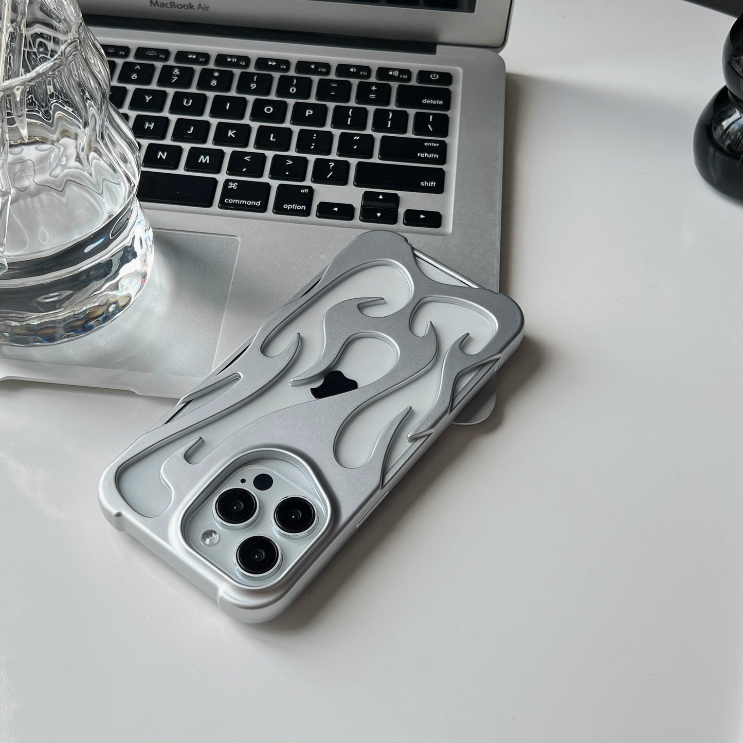Phone Case with Electroplated Hollow for iPhone 16/15/11 Pro/Pro Max/Plus